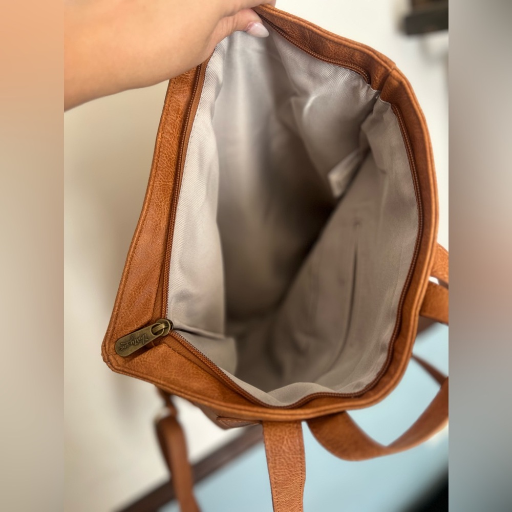 Nwot Thirty One high street Back pack cameral pebble - Picture 7 of 7